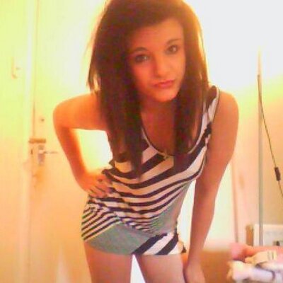 Profile Picture of Siobhan Mullins (@SiobhanMullinsX) on Twitter