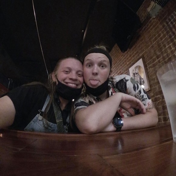 Profile Picture of Katelyn Bowman (@katelyn91q) on Poshmark