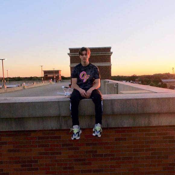 Profile Picture of Garrett Stears (@ministears) on Poshmark