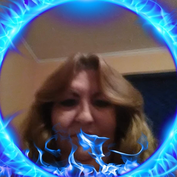 Profile Picture of Debra Cain (@debracain) on Poshmark