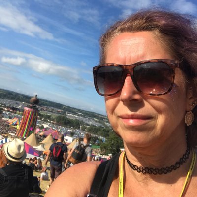 Profile Picture of SHARON BOWLES (@Shazzer1001) on Twitter