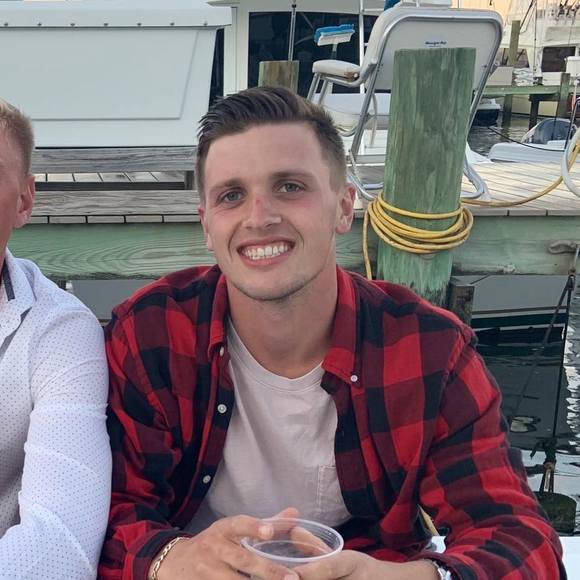 Profile Picture of Matt Vannostrand (@mattvannostrand) on Poshmark