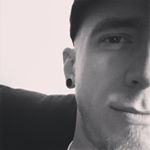 Profile Picture of Tyler Hartwig (@srybouttehblood) on Instagram