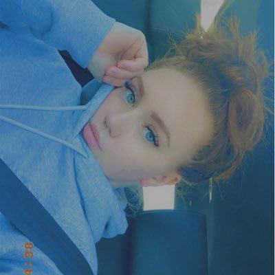 Profile Picture of MacKenzie (@MackenzieClare5) on Twitter