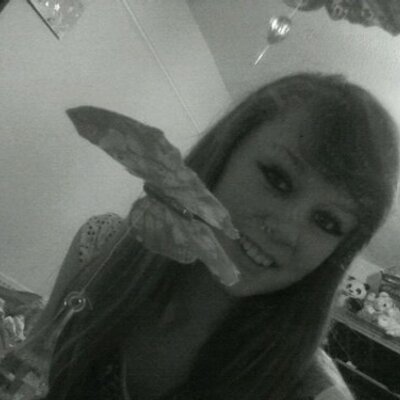 Profile Picture of Larissa Davies (@LaRiSsAdAvIeS) on Twitter