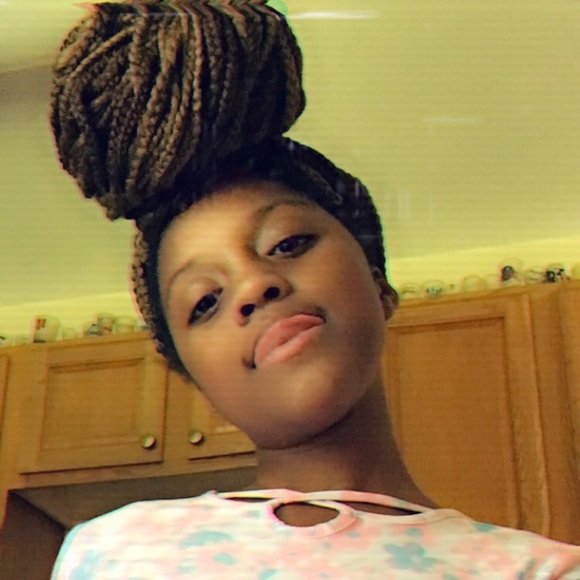 Profile Picture of Jolaiya Mcgowan (@pytjojo819) on Poshmark