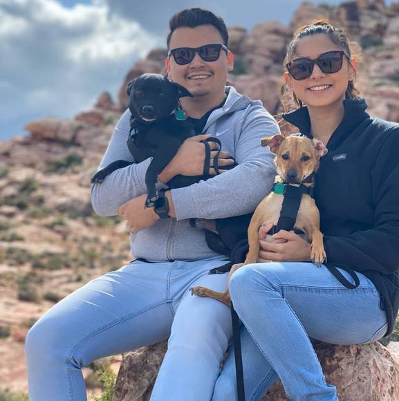 Dario Escobar - Poshmark Profile Picture of Dario Escobar (@darioescobar) on Poshmark