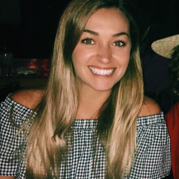 Profile Picture of Kristy Totin (@kristytots) on Poshmark