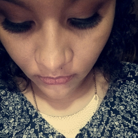 Profile Picture of Mariel Colon (@mics0712) on Poshmark