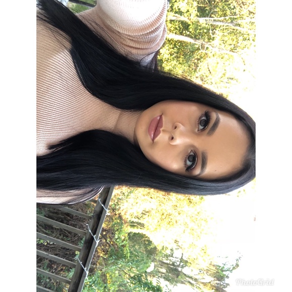 Profile Picture of Jessica Ruperto (@jessicaruperto) on Poshmark