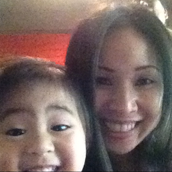 Profile Picture of Tina Bernardino (@aaayteeen) on Poshmark