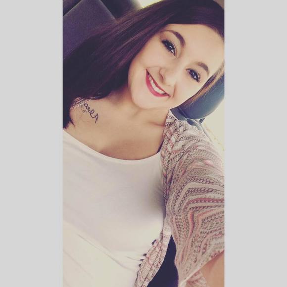 Profile Picture of Katelyn Mcleod (@kayygray) on Poshmark