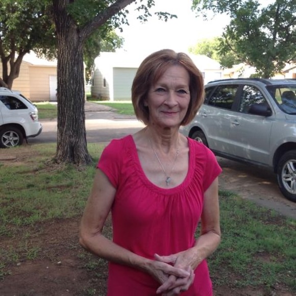 Profile Picture of Shirley Adkins (@pastandpresents) on Poshmark