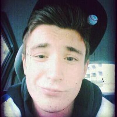 Profile Picture of Michael Lucarelli (@_Shazor) on Twitter