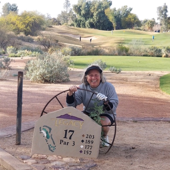 Profile Picture of Janet Lynch (@janet_lynch) on Poshmark