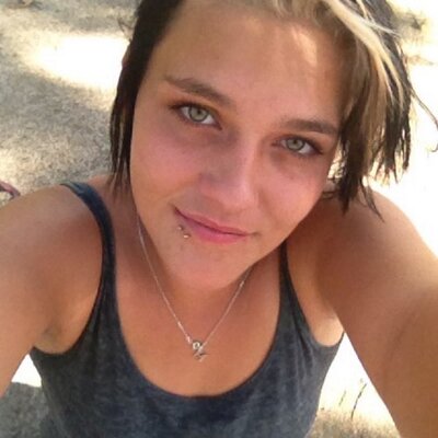 Profile Picture of Madeliene Cochrane (@MadelieneKate) on Twitter