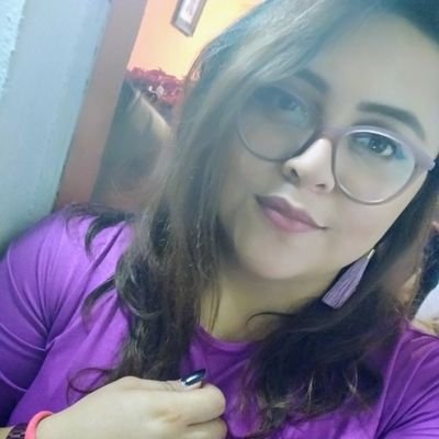 Profile Picture of AlexaBrito🌻 (@aleexaBritoT) on Twitter