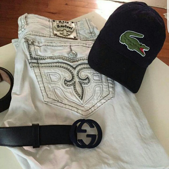 Profile Picture of Maurice Chears (@reese125) on Poshmark