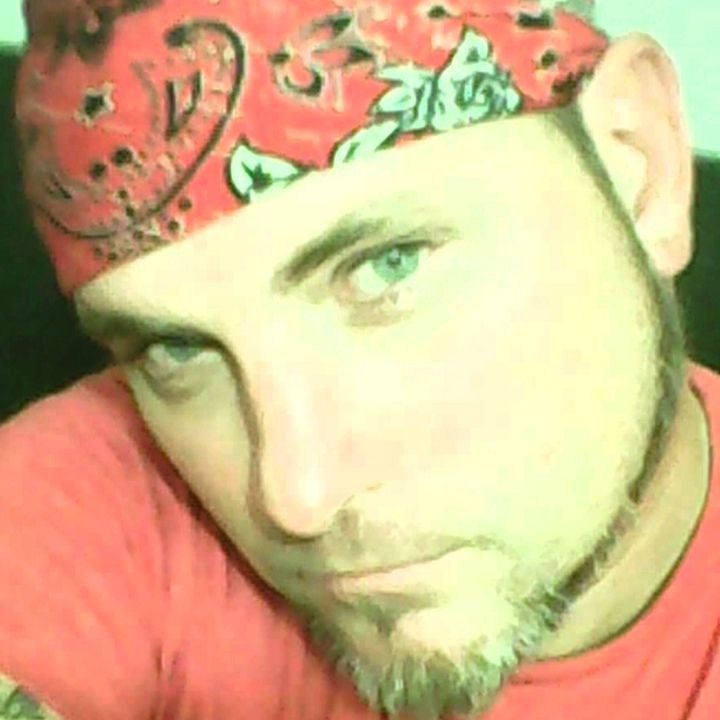 Profile Picture of David McKinney (@skinneymckinney) on Tiktok