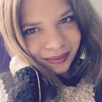 Profile Picture of Mackenzie Albert (@mackenziealbe12) on Twitter