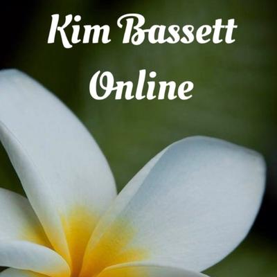 Profile Picture of Kim Bassett (@kimbssettonline) on Twitter