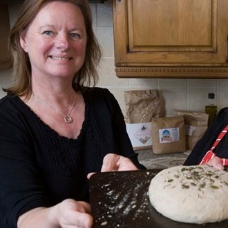 Profile Picture of Sue Hudson (@Breadworkshops) on Twitter