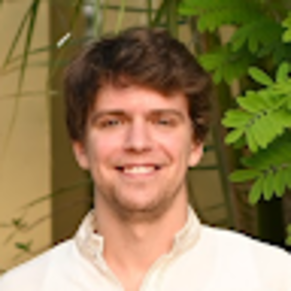 Profile Picture of Alan Cizenski (@a_ciz) on Poshmark