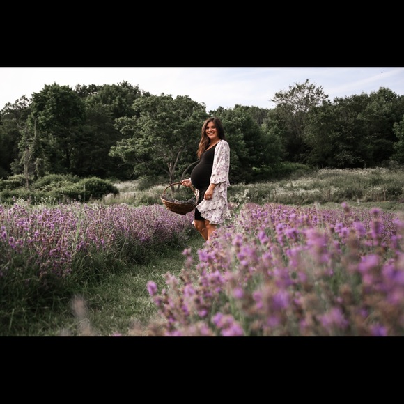 Profile Picture of Jennika Forshay (@jmforshay) on Poshmark