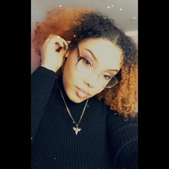 Profile Picture of Shelly Rondón (@roshellygon) on Poshmark