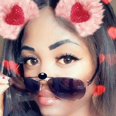 Profile Picture of Clara Bae Leshka (@BaeLeshka) on Twitter