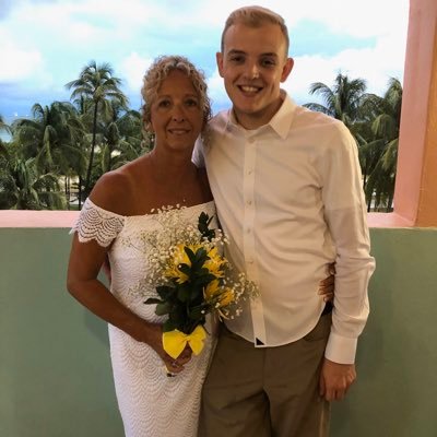 Profile Picture of Clint Clark (@clintaclark) on Twitter