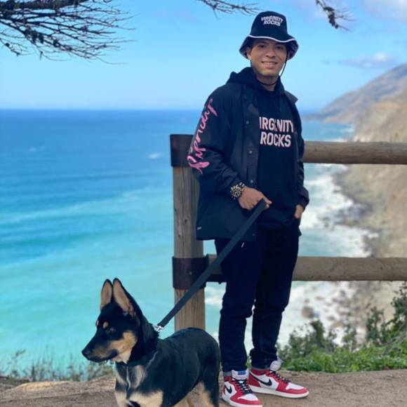 Profile Picture of Anthony Cuevas (@tonycuevas16) on Poshmark