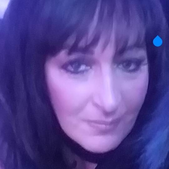Profile Picture of Debbie Ruggieri (@debbierugg) on Poshmark