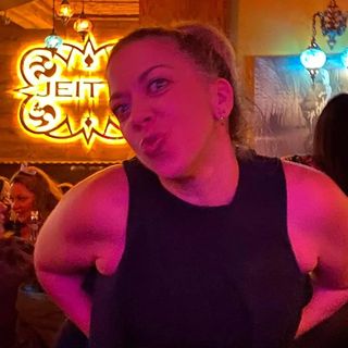 Profile Picture of Anne-Marie Long (@sicilianlong) on Instagram