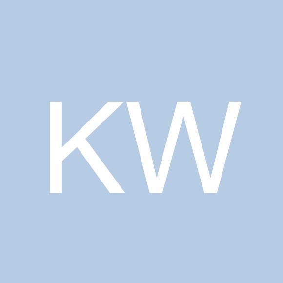 Profile Picture of Krina Wadiwala (@krina_moxit) on Poshmark