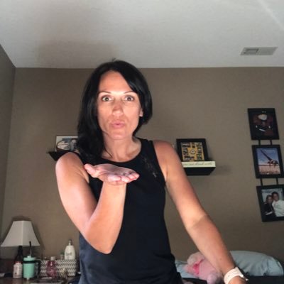 Profile Picture of Jodi Rodriguez (@JodiMickelson) on Twitter