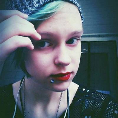 Profile Picture of Andrew Rogers (@Andy_the_llama) on Twitter