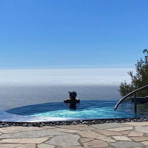 Profile Picture of Jonathan Miller (@jonathandmiller) on Poshmark