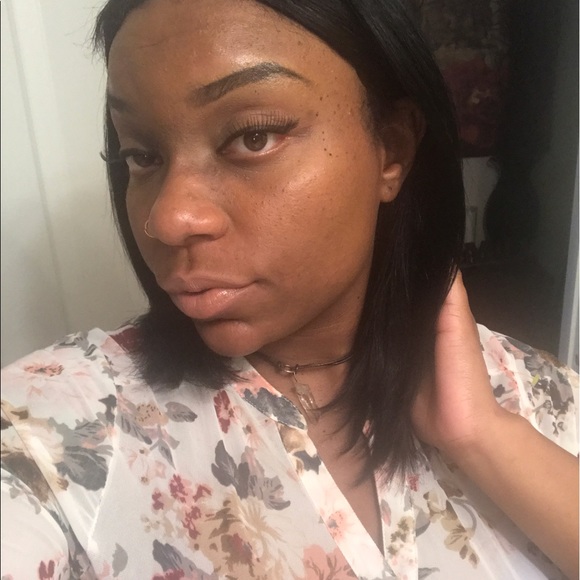 Profile Picture of Simone Martin (@mony_myla24) on Poshmark