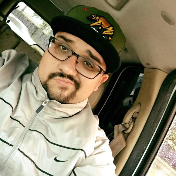 Profile Picture of David Yepez (@city10kun) on Poshmark