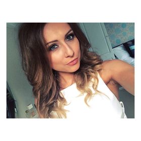 Profile Picture of Danielle Lynagh (@daniellelynagh) on Pinterest