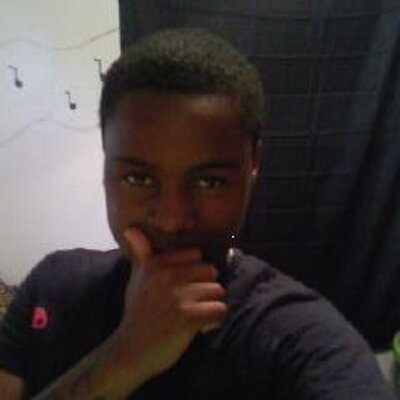 Profile Picture of Angela Lovett (@zach20034) on Twitter