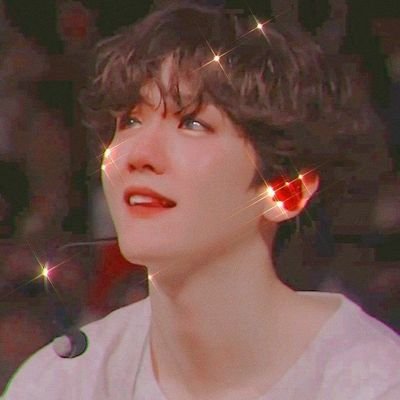 Profile Picture of ✧*̥₊ 𝓝𝓲𝓬𝓸𝓵𝓮˚‧☆ﾐ (@baekh0oney) on Twitter