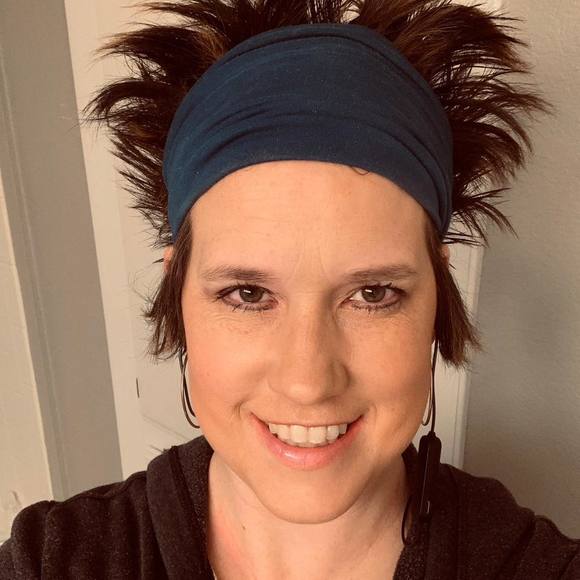 Profile Picture of Megan Osterhout (@meganosterho451) on Poshmark