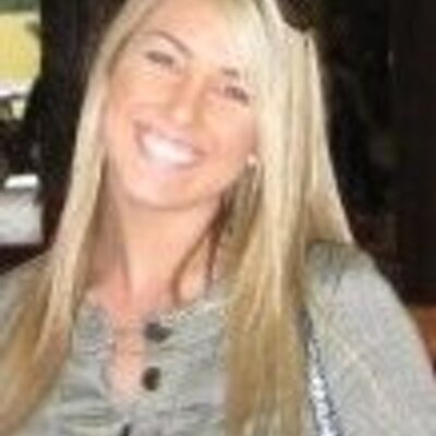 Profile Picture of Amanda Searles (@ASearles) on Twitter