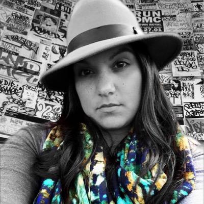 Profile Picture of Kathy Jordan (@sheisadesigner) on Twitter