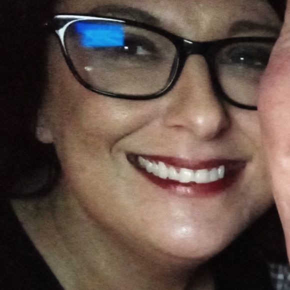 Profile Picture of Dawn Duffy (@dduffy511) on Poshmark