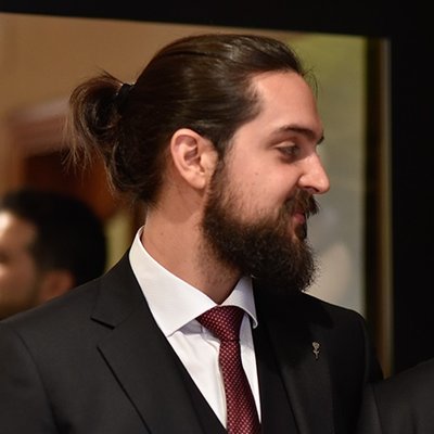 Profile Picture of Robert Mate Tejedor (@robertmate) on Twitter