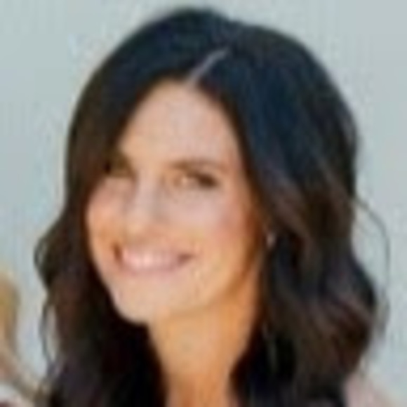 Profile Picture of Sarah Saide (@srsaide) on Poshmark