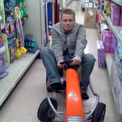 Profile Picture of Craig Groves (@craiggroves) on Twitter